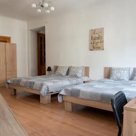 Friends And Family Vacation * 里加