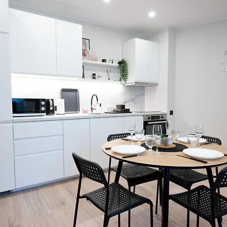 Friends And Family Vacation *